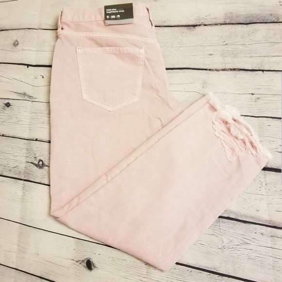 Pink mid-rise destroyed boyfriend cropped jeans - Picture 4 of 7